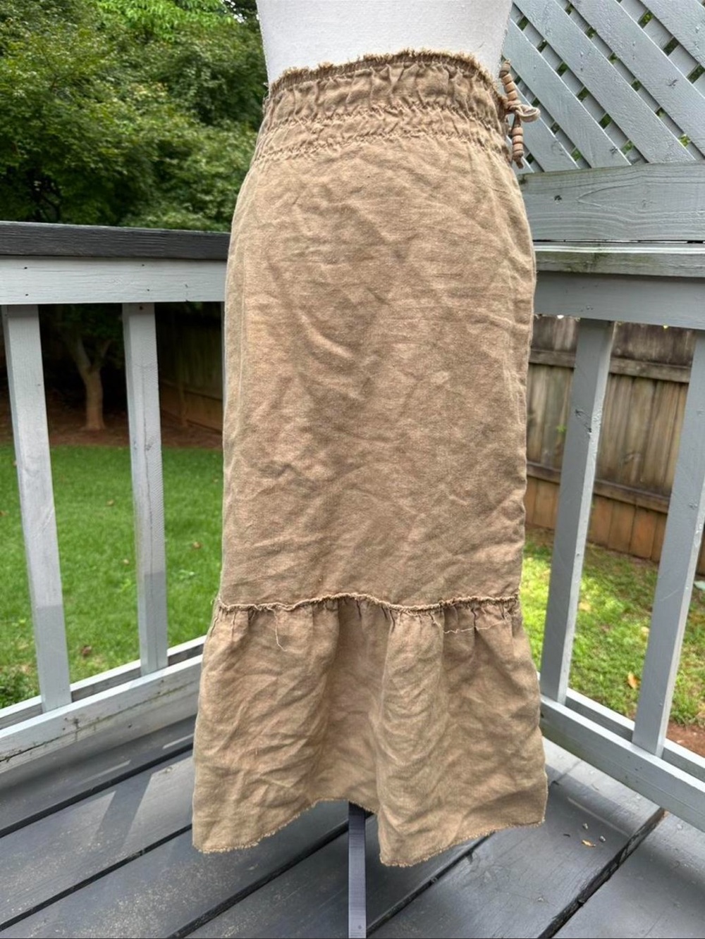 Sisley Tan linen maxi skirt with ruffles and elastic waist
